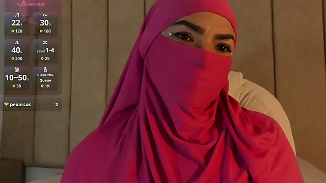  naylaa  online show from 18, 11, 2025