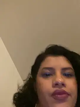 Snapshot of Biaaxxxsexy chatting on 28, 10, 2025 Biaaxxxsexy online show from 28, 10, 2025