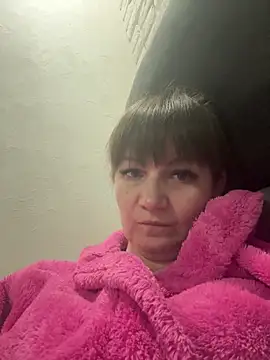 Butterfly8385 online show from 4, 2, 2026