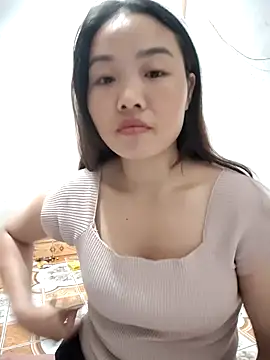pusi xinh online show from 10, 10, 2025