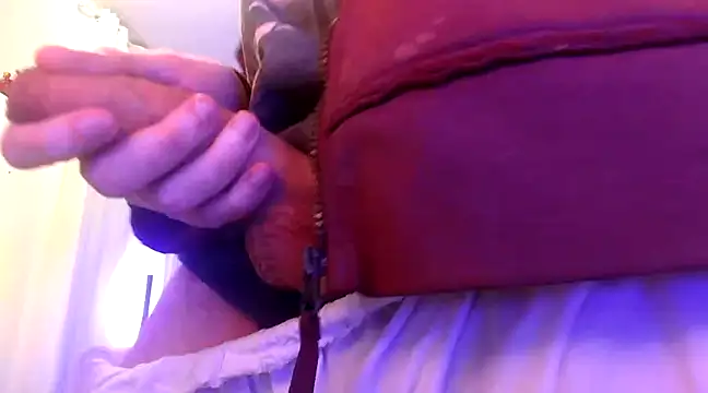 Snapshot of tykun chatting on 13, 3, 2025 tykun online show from 13, 3, 2025