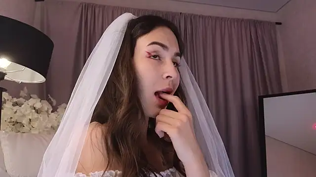 Snapshot of LionKierra chatting on 26, 10, 2025 LionKierra online show from 26, 10, 2025