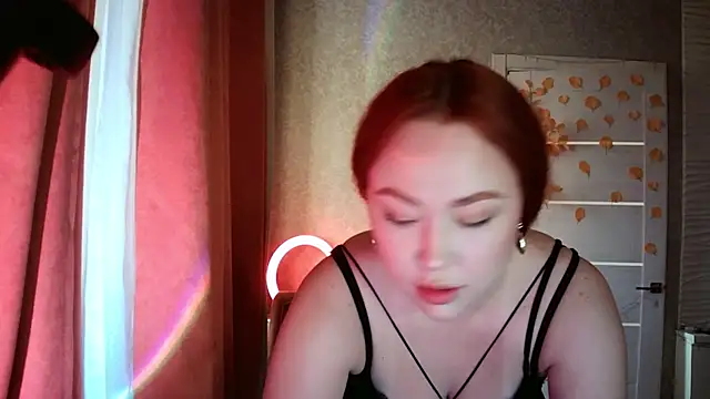 Snapshot of LolaMint_ chatting on 25, 11, 2025 LolaMint online show from 25, 11, 2025