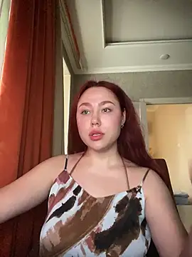 Snapshot of LolaMint_ chatting on 18, 12, 2025 LolaMint online show from 18, 12, 2025