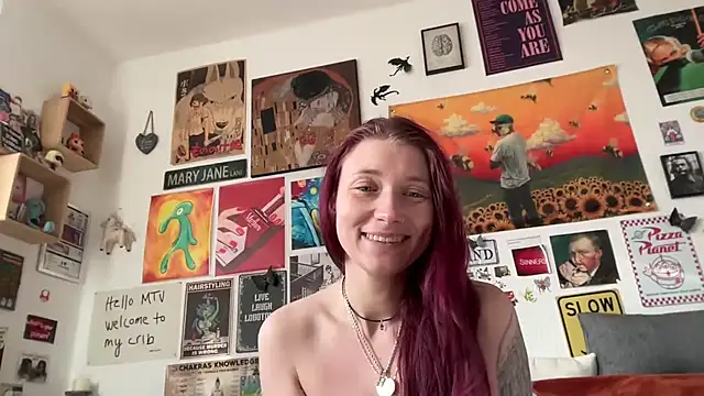 Snapshot of PauliinaBlue chatting on 23, 10, 2025 PauliinaBlue online show from 23, 10, 2025