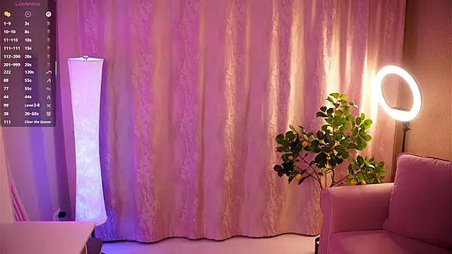 Snapshot of VernellArey chatting on 6, 11, 2025 VernellArey online show from 6, 11, 2025