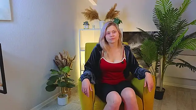GeorginaPulgarin online show from 12, 10, 2025