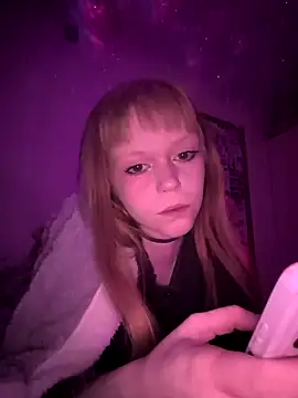 OpheliaMills online show from 11, 10, 2025