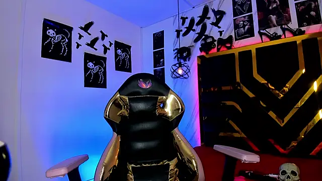 Snapshot of Evangelinejoness_ chatting on 27, 11, 2025 Evangelinejoness online show from 27, 11, 2025