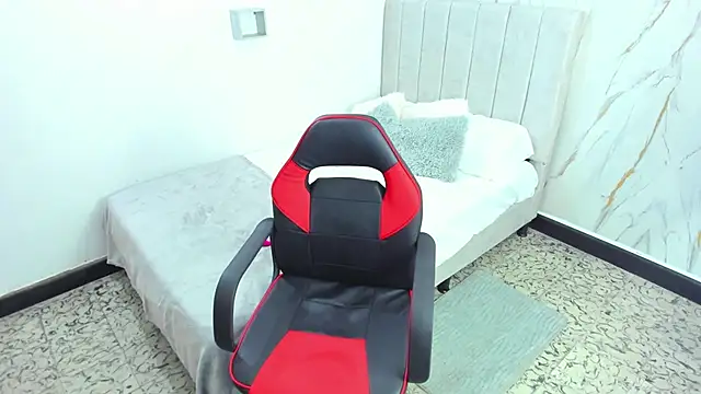 Snapshot of Amira_mansour chatting on 7, 11, 2025 Amira mansour online show from 7, 11, 2025