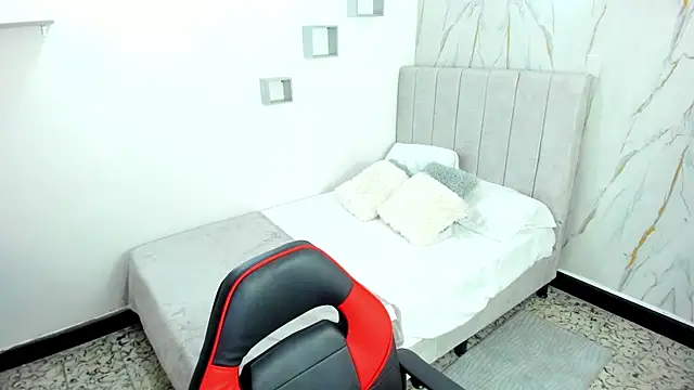 Snapshot of Amira_mansour chatting on 12, 11, 2025 Amira mansour online show from 12, 11, 2025