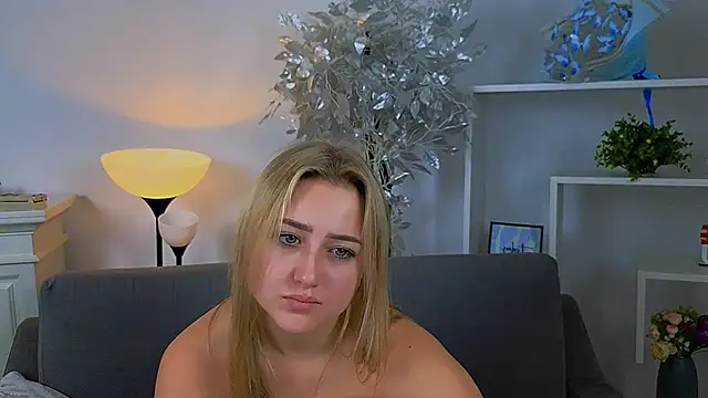 Lulu   Moon online show from 28, 10, 2025