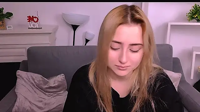 Lulu   Moon online show from 3, 3, 2026