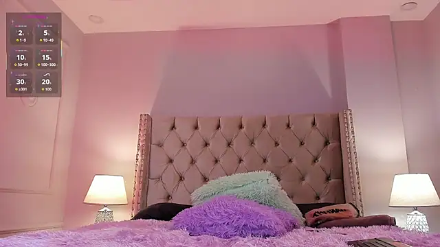 Charlie Storm  online show from 25, 11, 2025