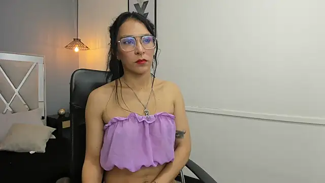 Snapshot of Maite_black chatting on 20, 11, 2025 Maite black online show from 20, 11, 2025