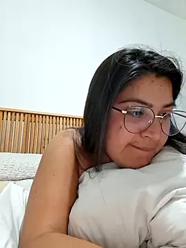 morenalatinaa online show from 27, 2, 2026