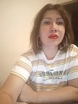 Snapshot of Ambika_beauty chatting on 8, 11, 2025 Ambika beauty online show from 8, 11, 2025