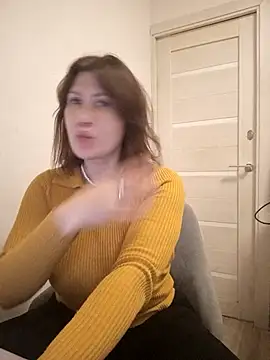 Snapshot of Ambika_beauty chatting on 1, 12, 2025 Ambika beauty online show from 1, 12, 2025