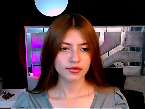 Snapshot of viky_evanss chatting on 12, 11, 2025 viky evanss online show from 12, 11, 2025