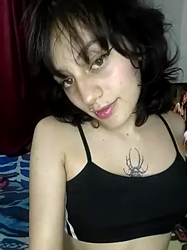 Snapshot of issa_bunny chatting on 15, 10, 2025 issa bunny online show from 15, 10, 2025