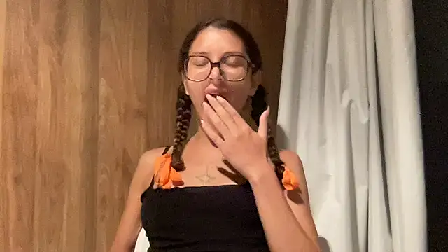 Snapshot of absoluthorrorfield chatting on 12, 11, 2025 absoluthorrorfield online show from 12, 11, 2025