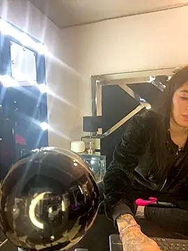 Moon Magic online show from 5, 11, 2025