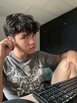 Snapshot of Im_Camii chatting on 29, 11, 2025 Im Camii online show from 29, 11, 2025