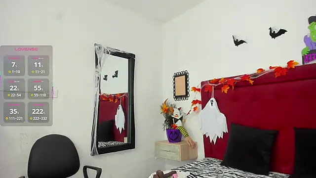 Sassha ferrer online show from 24, 10, 2025