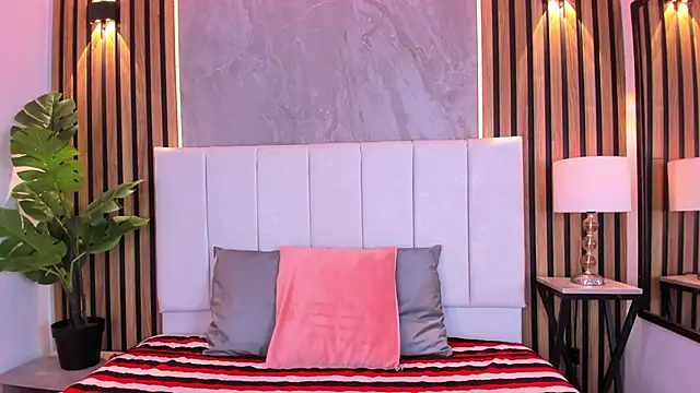 Sassha ferrer online show from 13, 2, 2026