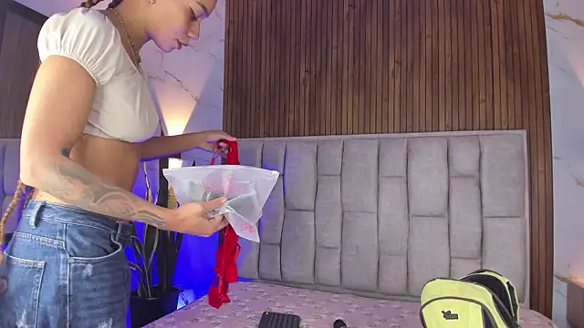 Sassha ferrer online show from 7, 3, 2026