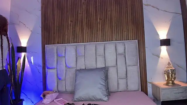 Sassha ferrer online show from 17, 3, 2026