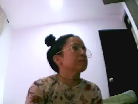 Snapshot of chiarafus0 chatting on 1, 11, 2025 chiarafus0 online show from 1, 11, 2025