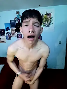 Snapshot of heyy_noah11 chatting on 16, 10, 2025 heyy noah11 online show from 16, 10, 2025