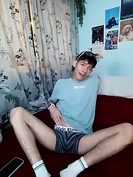 Snapshot of heyy_noah11 chatting on 17, 10, 2025 heyy noah11 online show from 17, 10, 2025