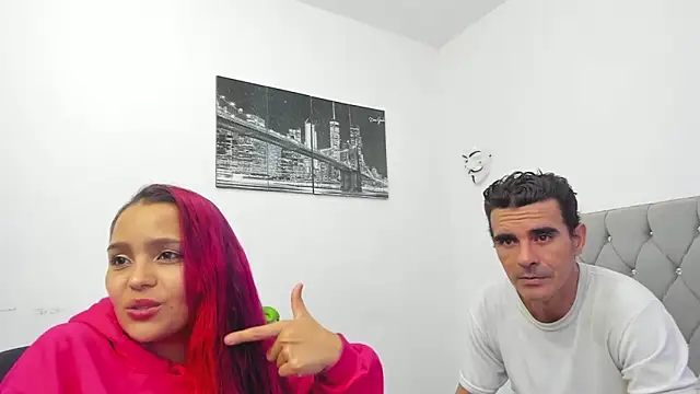 Snapshot of Sofi_And_Santy chatting on 22, 11, 2025 Sofi And Santy online show from 22, 11, 2025