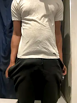 Snapshot of sexeloveRR chatting on 11, 10, 2025 sexeloveRR online show from 11, 10, 2025