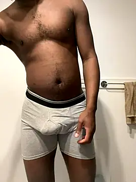 Snapshot of sexeloveRR chatting on 27, 10, 2025 sexeloveRR online show from 27, 10, 2025