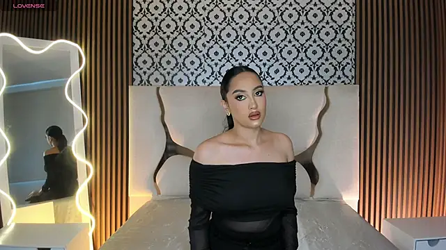 Snapshot of BEELLA_TAY1 chatting on 16, 12, 2025 BEELLA TAY1 online show from 16, 12, 2025