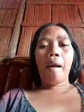 Snapshot of sweet_lara33 chatting on 10, 2, 2026 sweet lara33 online show from 10, 2, 2026