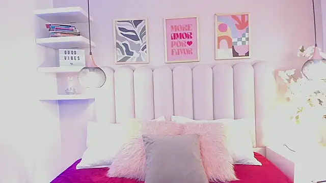 Isabella  gonzalez  online show from 6, 1, 2026