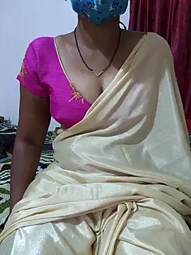 Snapshot of Best_Kannada_Couple chatting on 18, 10, 2025 Best Kannada Couple online show from 18, 10, 2025