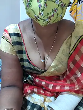 Snapshot of Best_Kannada_Couple chatting on 10, 11, 2025 Best Kannada Couple online show from 10, 11, 2025