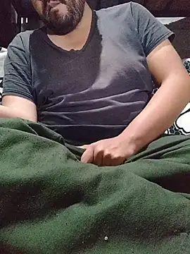 Snapshot of axel-spr chatting on 13, 11, 2025 axel-spr online show from 13, 11, 2025