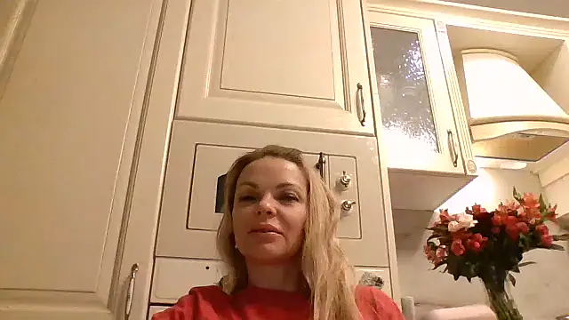 Snapshot of Mirawesa chatting on 24, 2, 2026 Mirawesa online show from 24, 2, 2026