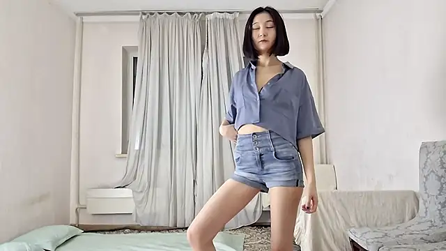 Snapshot of Lyndasilk chatting on 17, 3, 2026 Lyndasilk online show from 17, 3, 2026