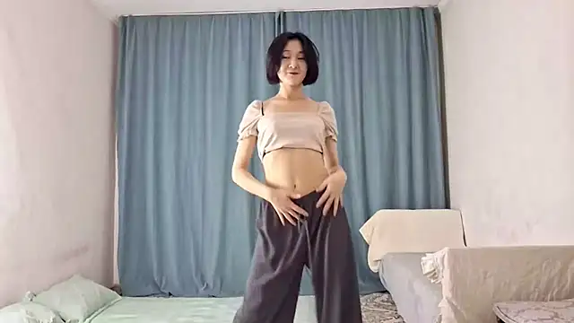 Snapshot of Lyndasilk chatting on 28, 3, 2026 Lyndasilk online show from 28, 3, 2026