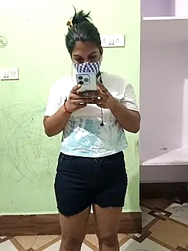 Snapshot of PG_girl_12th chatting on 11, 10, 2025 PG girl 12th online show from 11, 10, 2025