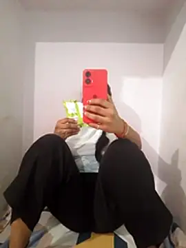 Snapshot of PG_girl_12th chatting on 16, 12, 2025 PG girl 12th online show from 16, 12, 2025