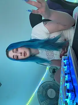 Snapshot of minalfpro chatting on 7, 4, 2026 minalfpro online show from 7, 4, 2026