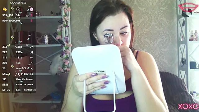 kiksee  online show from 9, 3, 2026